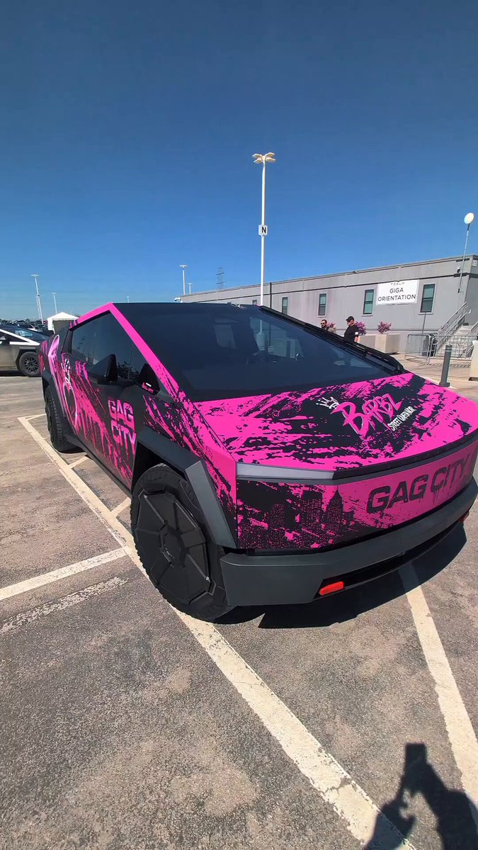 When @NICKIMINAJ arrives to @theXtakeover in a pink Cybertruck you know it's gonna be a…